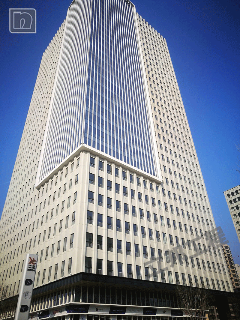 濟(jì)南萬科項(xiàng)目中心清水混凝土結(jié)構(gòu)大樓外表整體震撼圖片.png