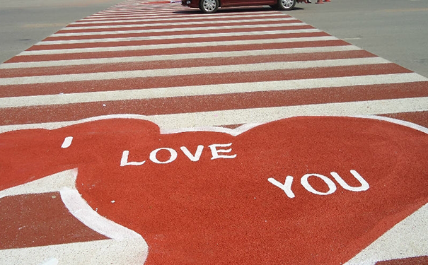 彩色陶瓷顆粒路面多少錢(qián)一平方米?(價(jià)格詳情)