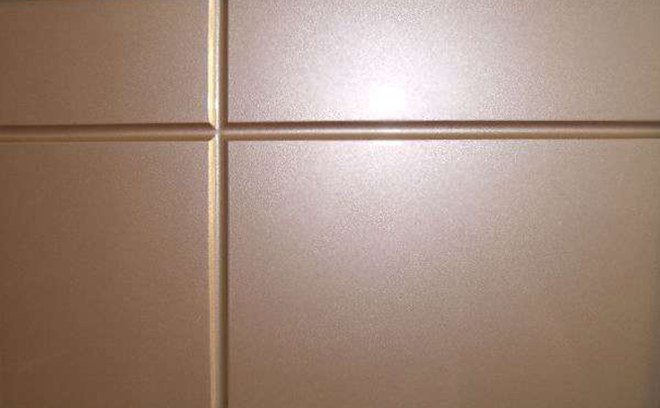 金屬漆與氟碳漆哪個(gè)好?有什么區(qū)別?