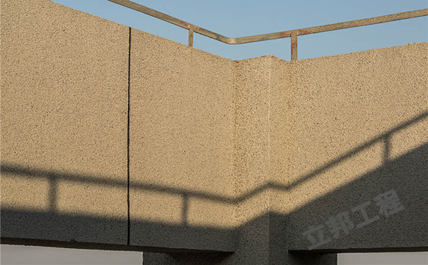 外墻真石漆全包價(jià)是多少錢?