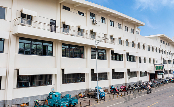 丙烯酸外墻乳膠漆是干什么用的?