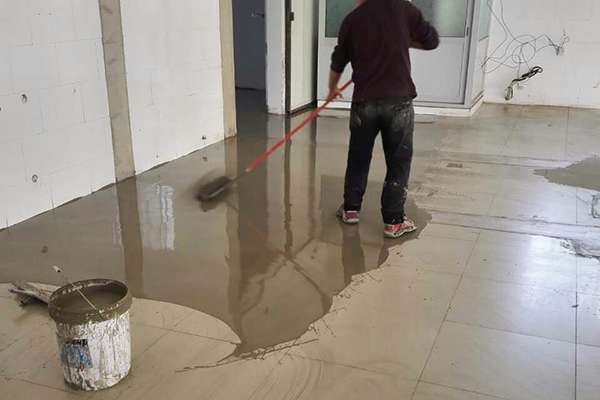 自流平水泥修補(bǔ)地面怎么操作?