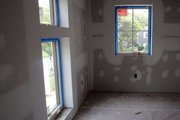 刮完膩?zhàn)有枰_(kāi)窗通風(fēng)嗎?